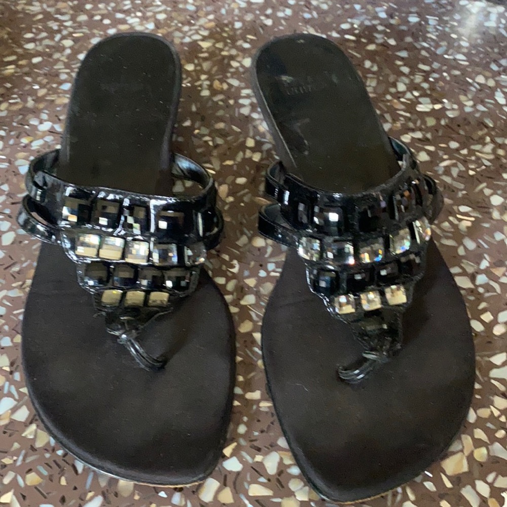 Used Stuart Weitzman size 8 sandal